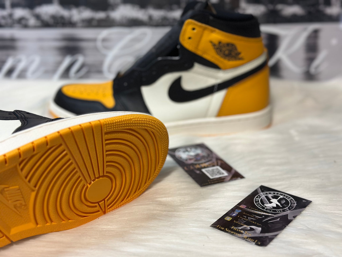 Nike Air Jordan Retro 1 Og High Taxi Yellow Toe 555088-711