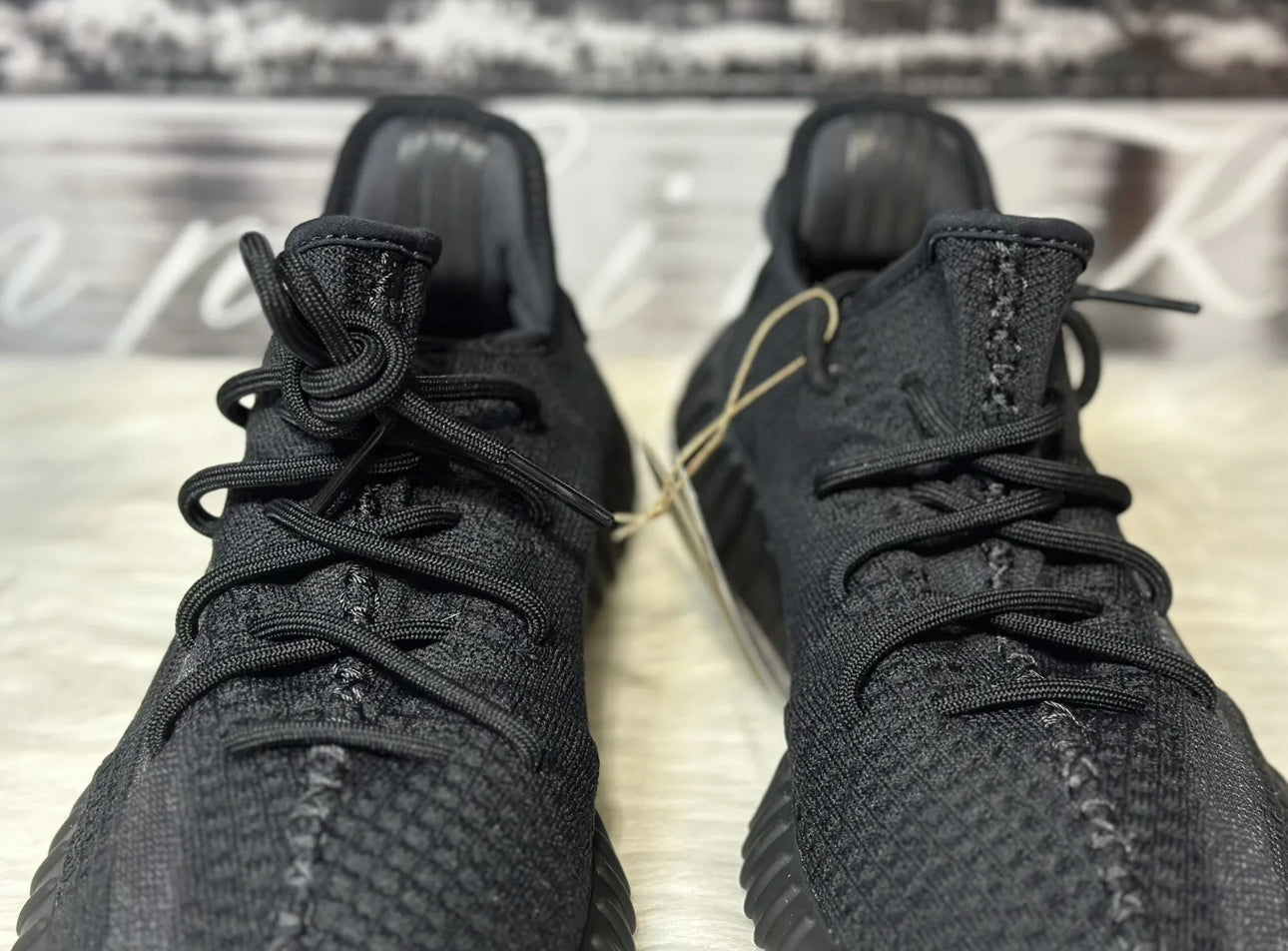 ADIDAS YEEZY BOOST 350 V2 ONYX HQ4540 ChampCityKickz ADIDAS YEEZY BOOST 350 V2 ONYX HQ4540 ChampCityKickz