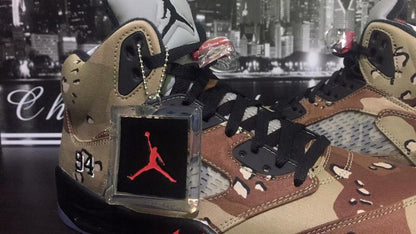 Jordan x Supreme Retro 5 Camo Sz10